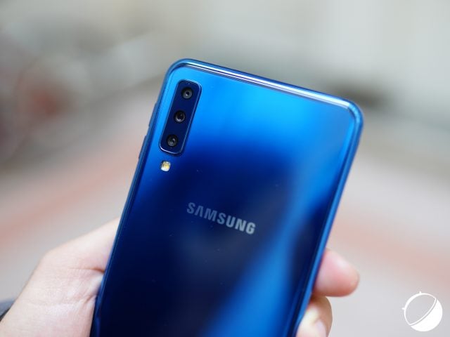 Samsung Galaxy 40 cena