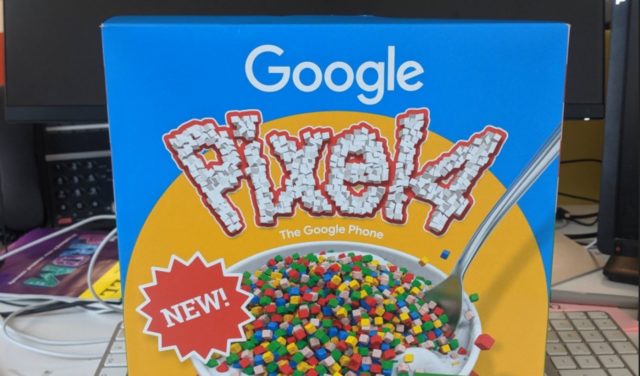 Google Pixel 4 XL pudełko po płatkach