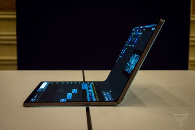 Składany tablet Intela