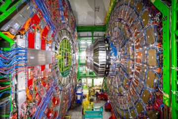 LHC wraca do pracy