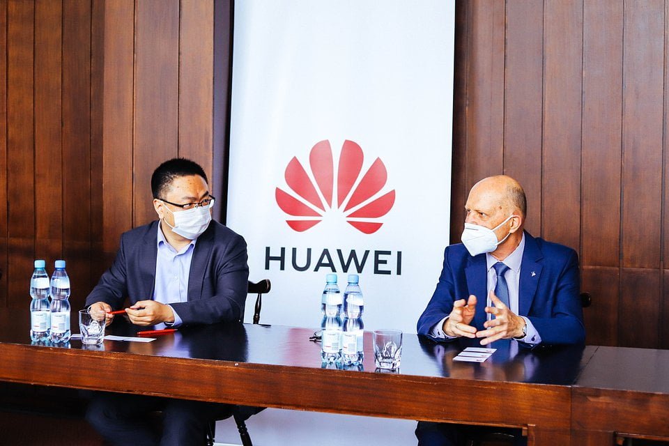 Huawei i Politechnika Warszawska