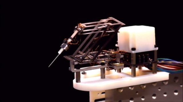 Chirurgiczny robot origami