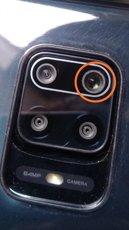 Wada aparatu w Redmi Note 9