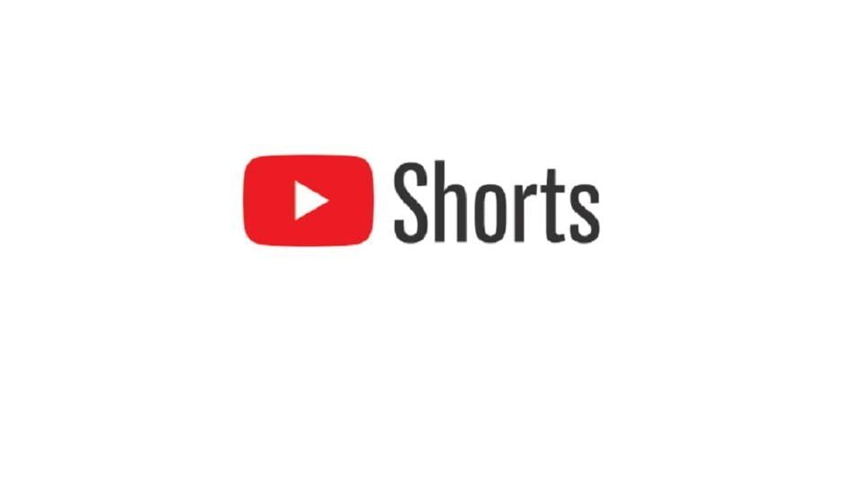 YouTube Shorts z reklamami