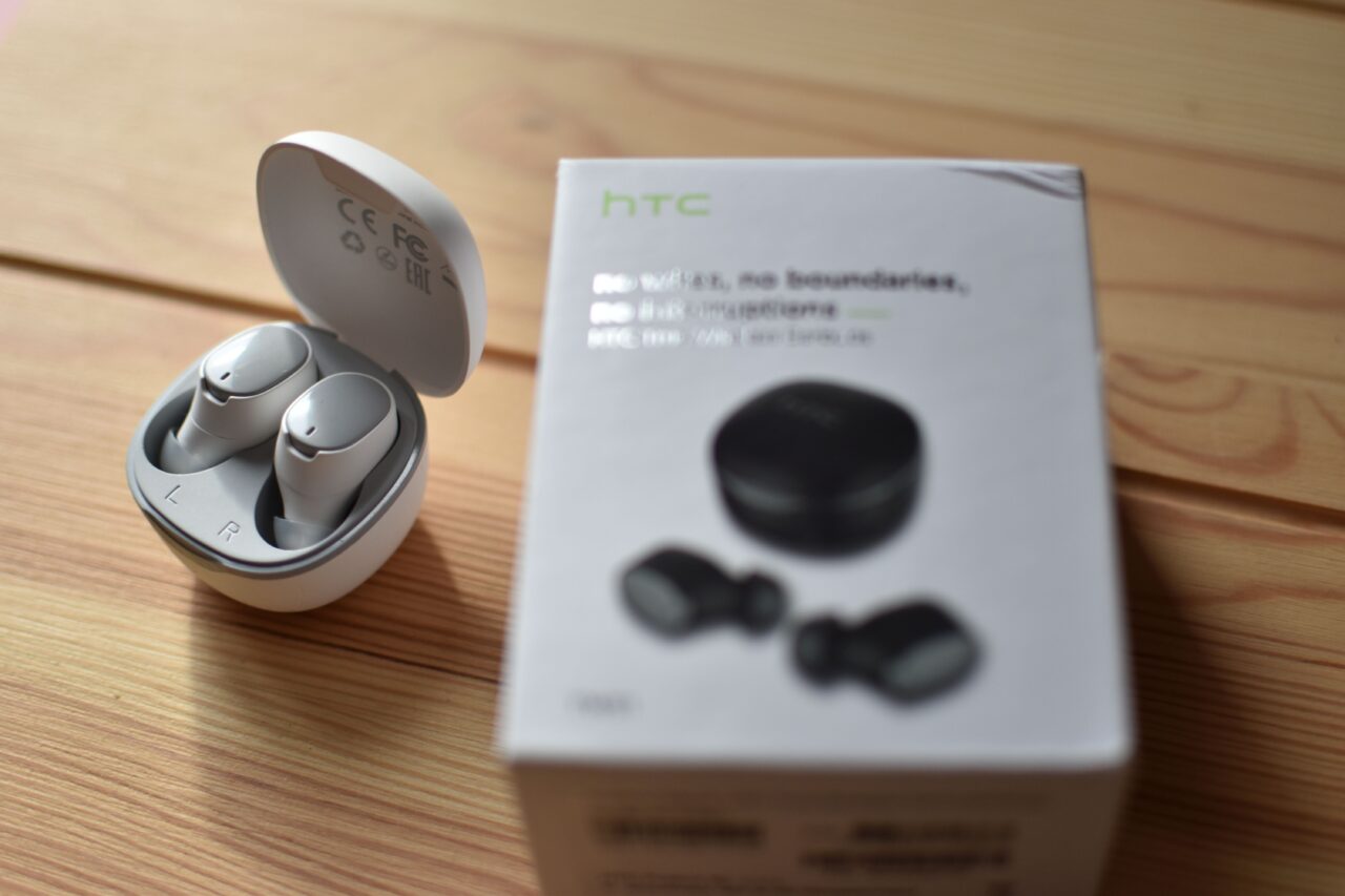 HTC True Wireless Earbuds 