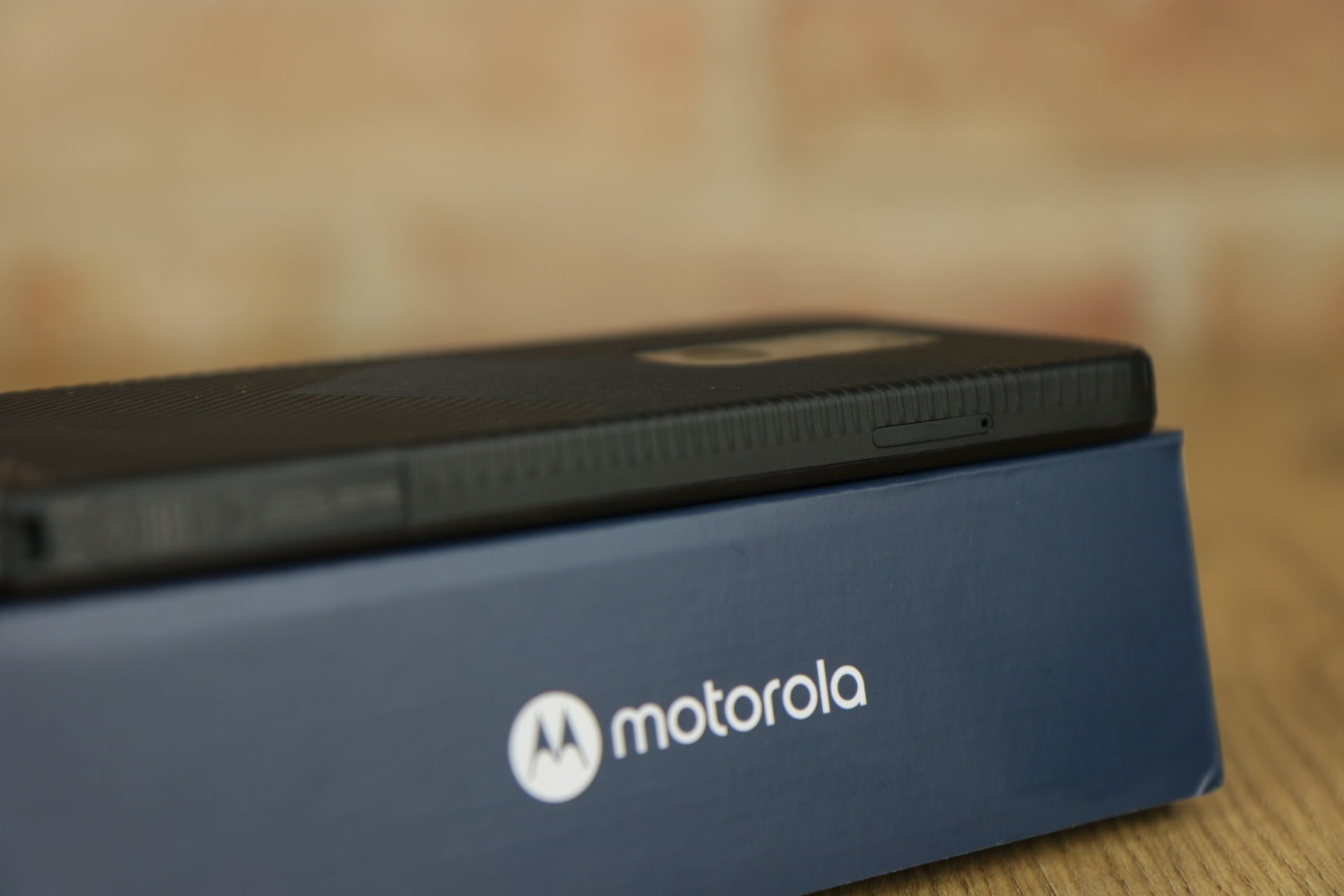 Motorola Defy 2021 recenzja test