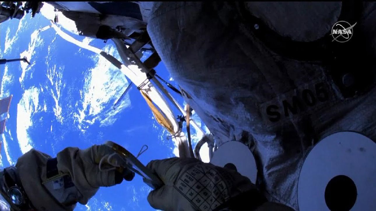 NASA przedłuża pobyt dwóch astronautów na ISS