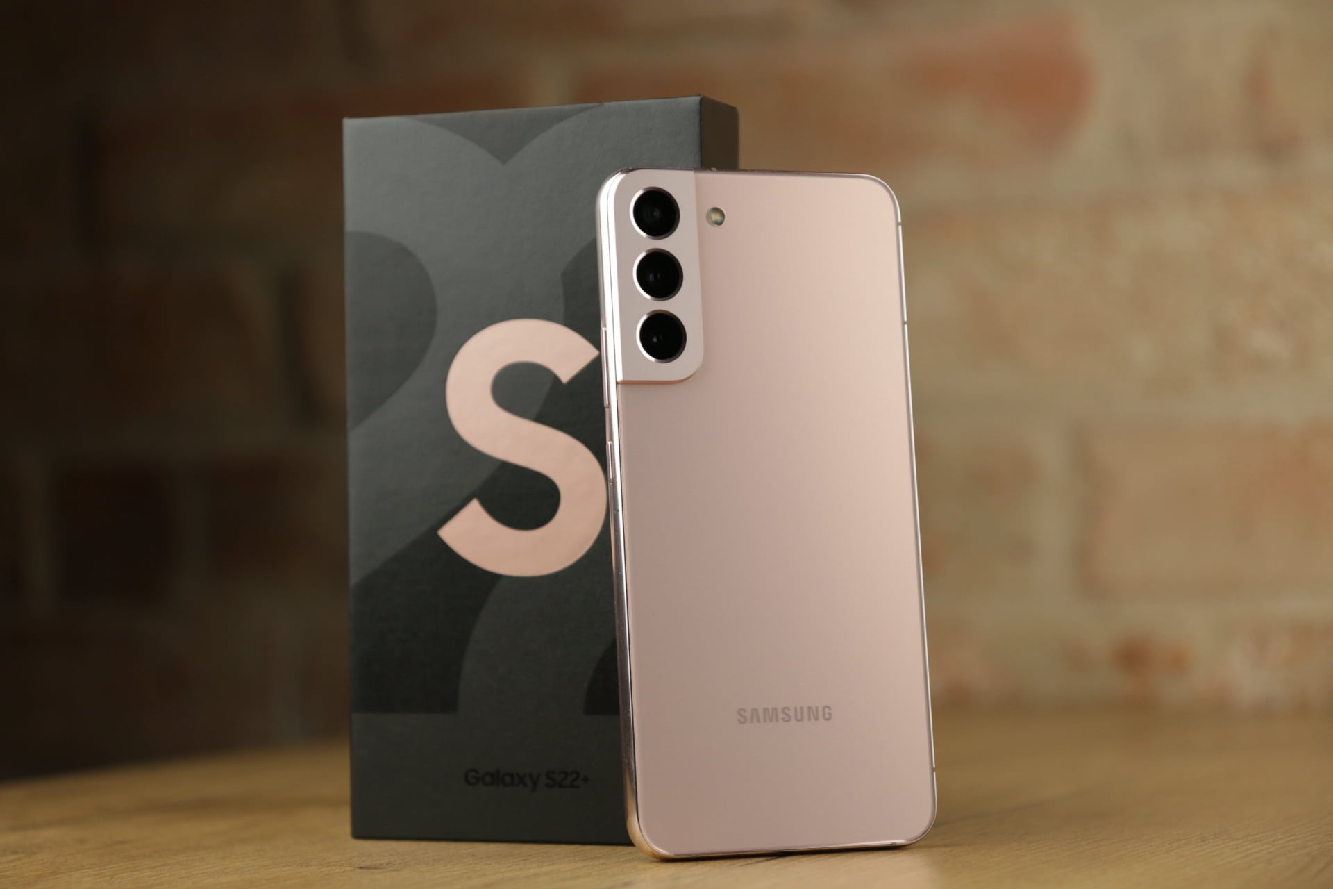 Samsung Galaxy S22+ Plus recenzja test opinia