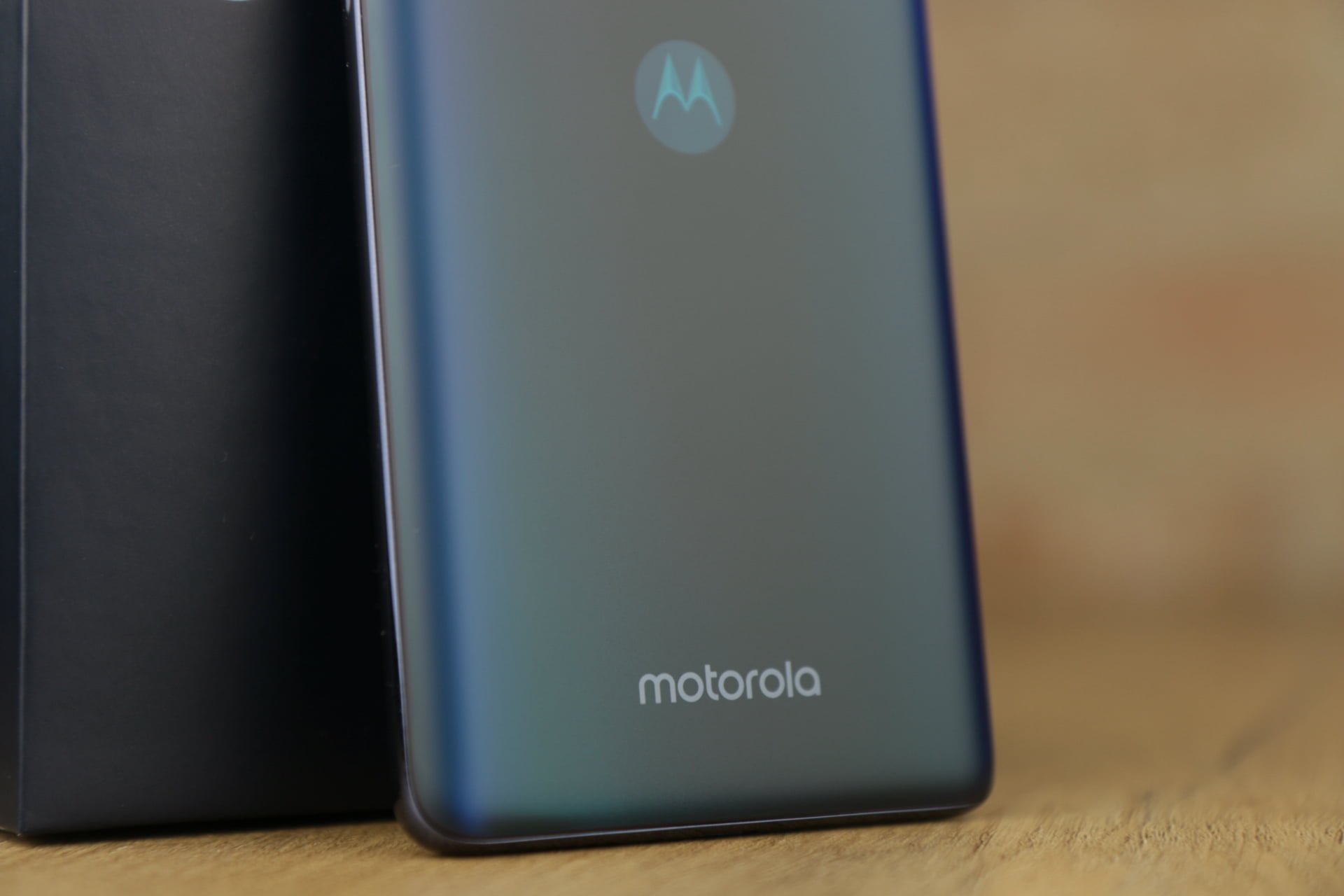 Motorola Edge 30 Pro recenzja test opinia 