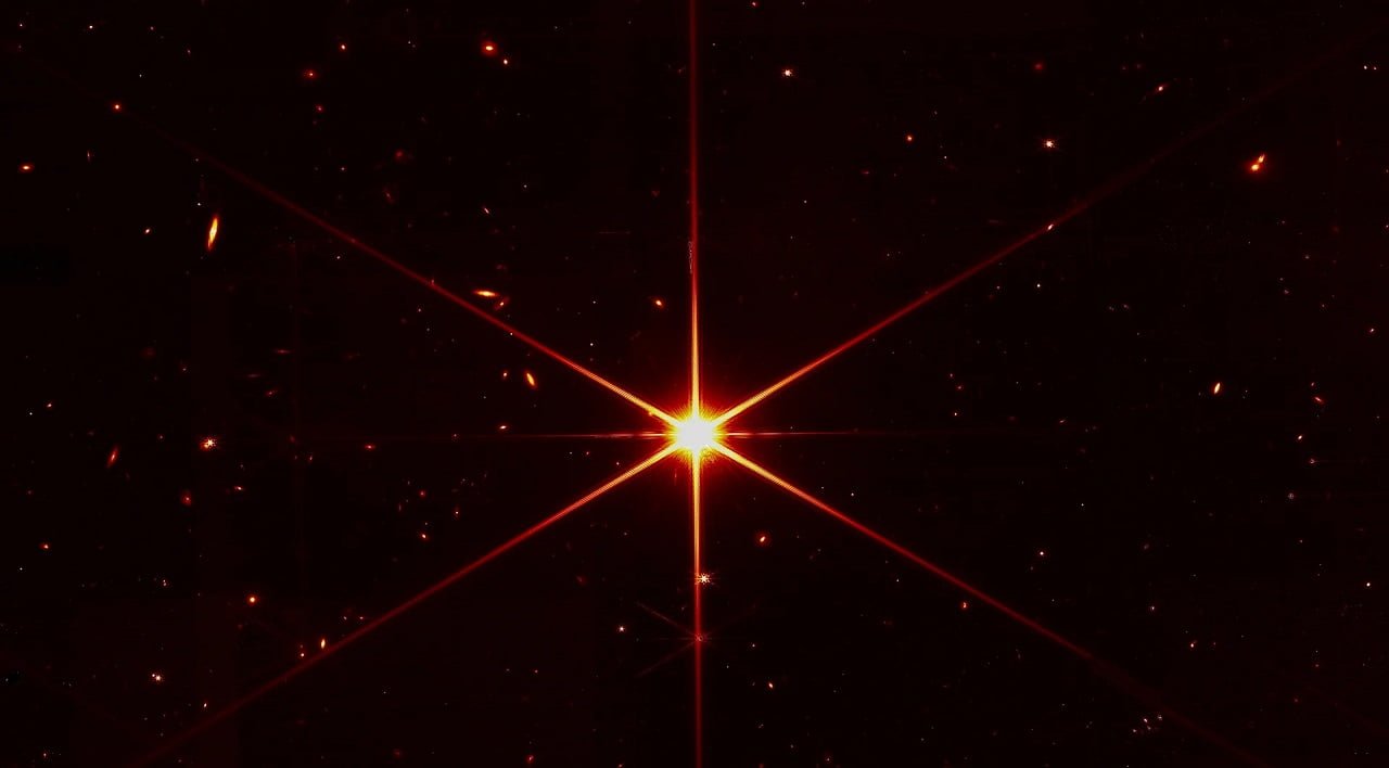 James Webb zdjęcie gwiazdy