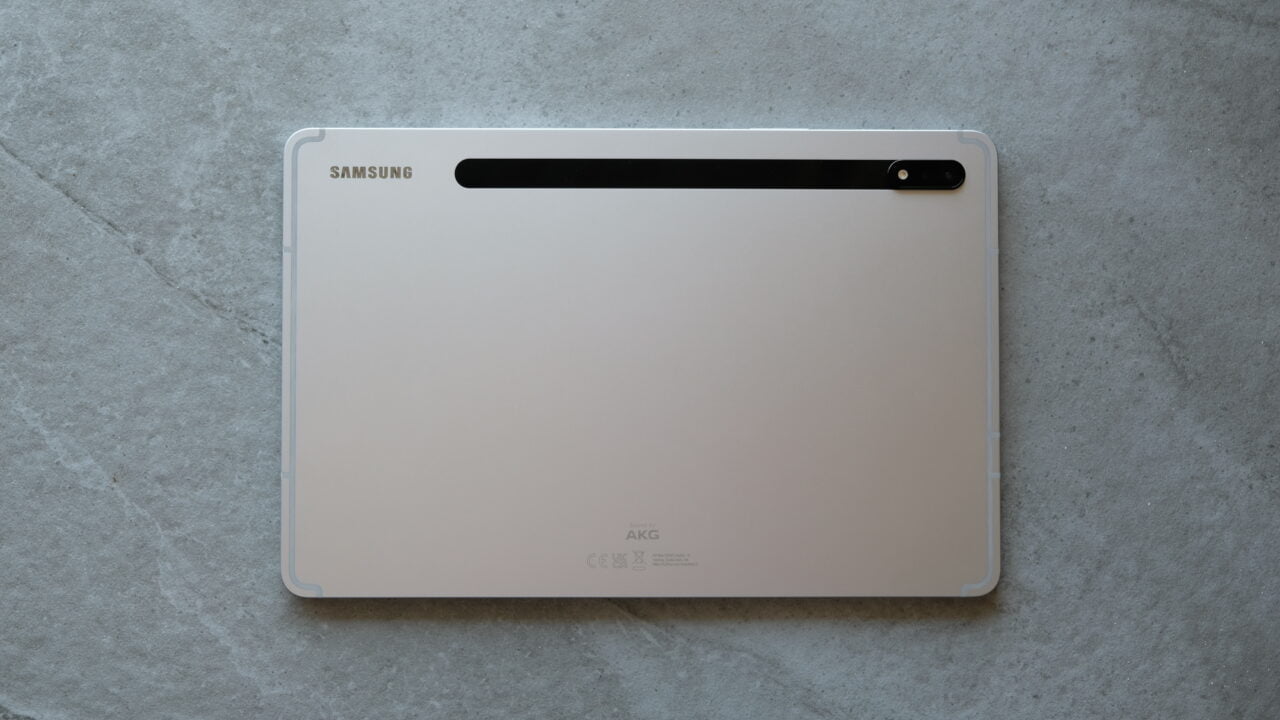 Tył tabletu Samsung Galaxy Tab S8