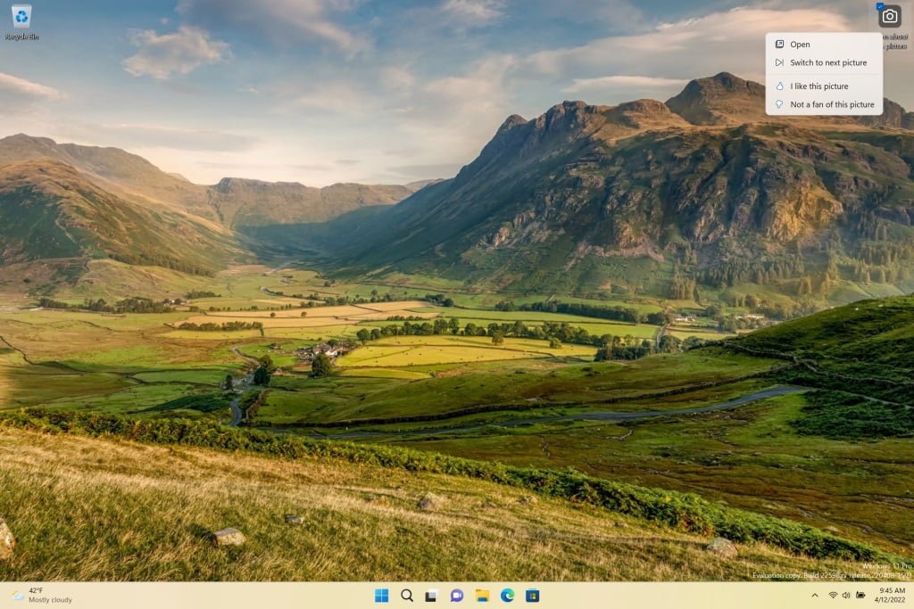 Windows spotlight dwie aktualizacje Windows 11