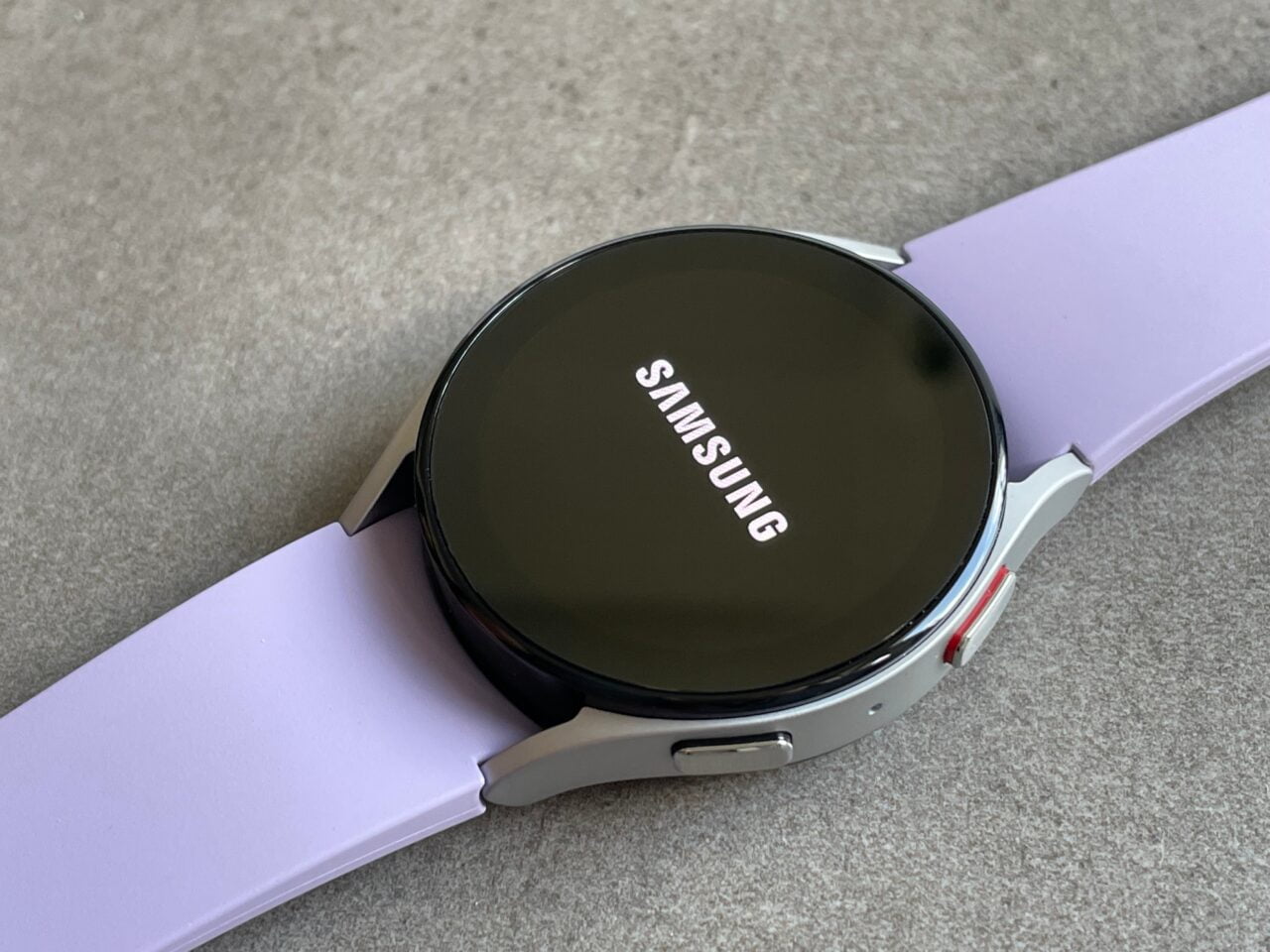 Ekran w zegarku Samsung Galaxy Watch5