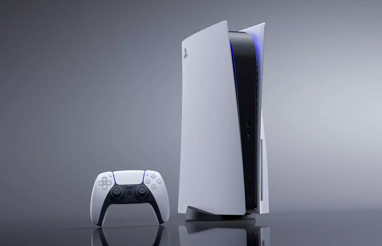 console PlayStation 5 no controle DualSense
