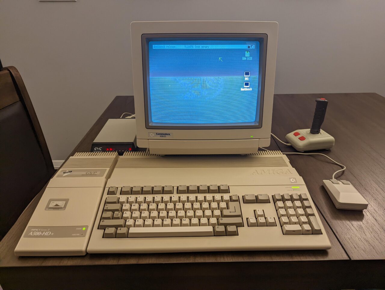 Amiga 500 está en nuestra memoria para siempre.  El equipo premium tiene fanáticos hasta el día de hoy.