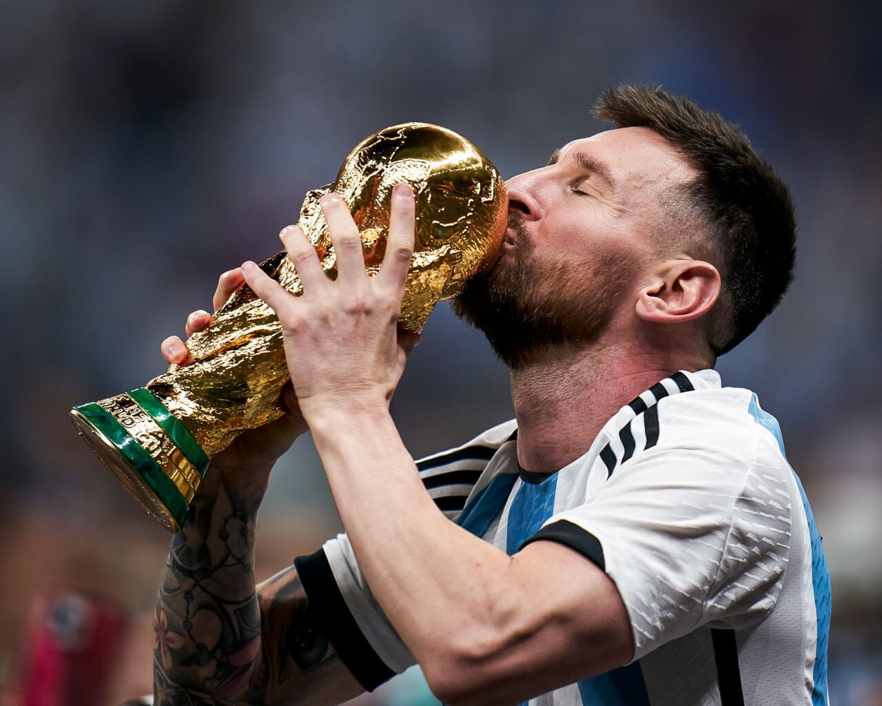 Leo Messi zapisuje się w historii futbolu i Instagrama
