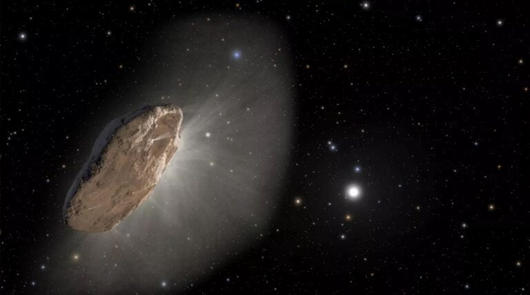 Oumuamua kometa