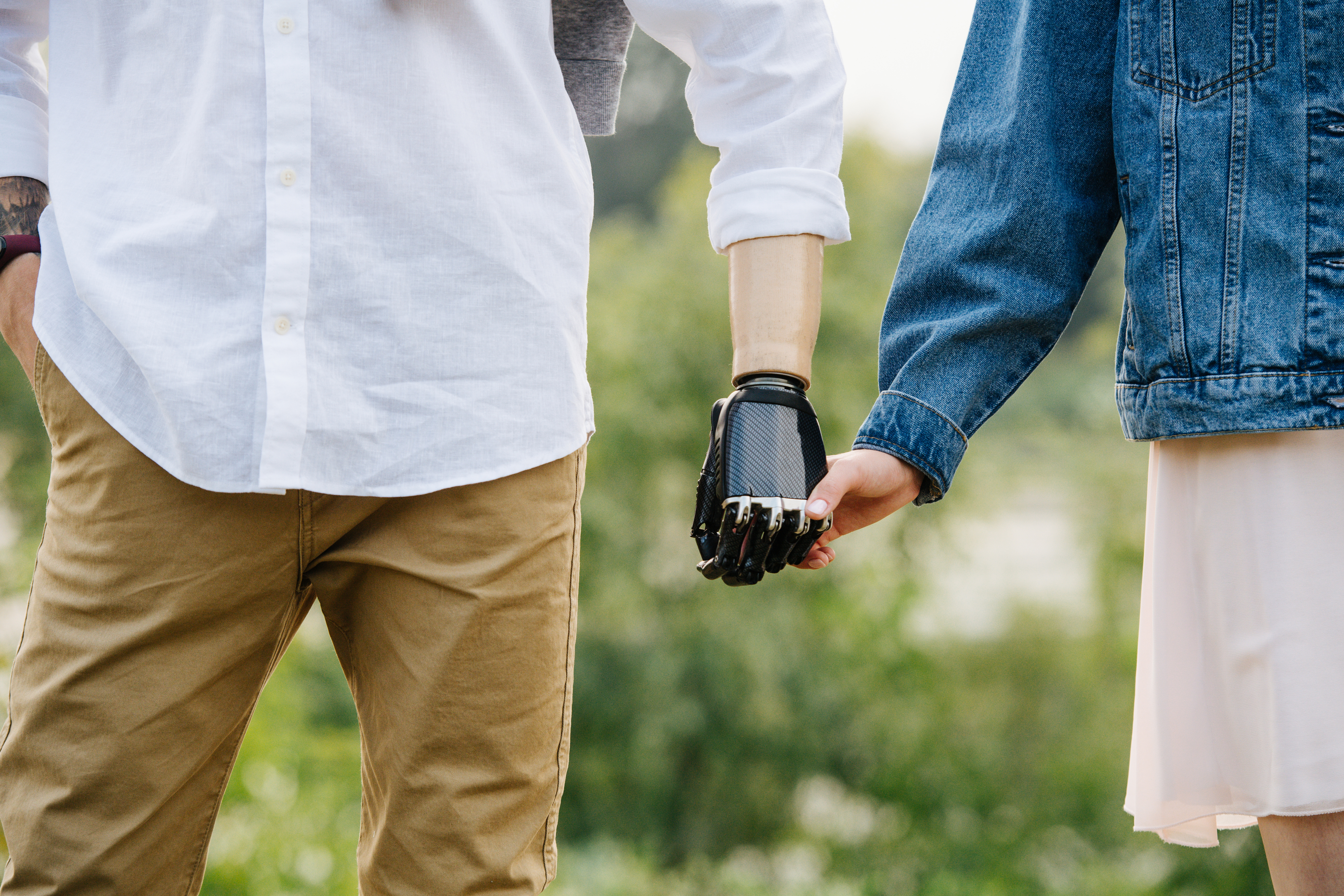 Osoby po amputacji i bioniczny dotyk. Technologia znów dokonuje cudów