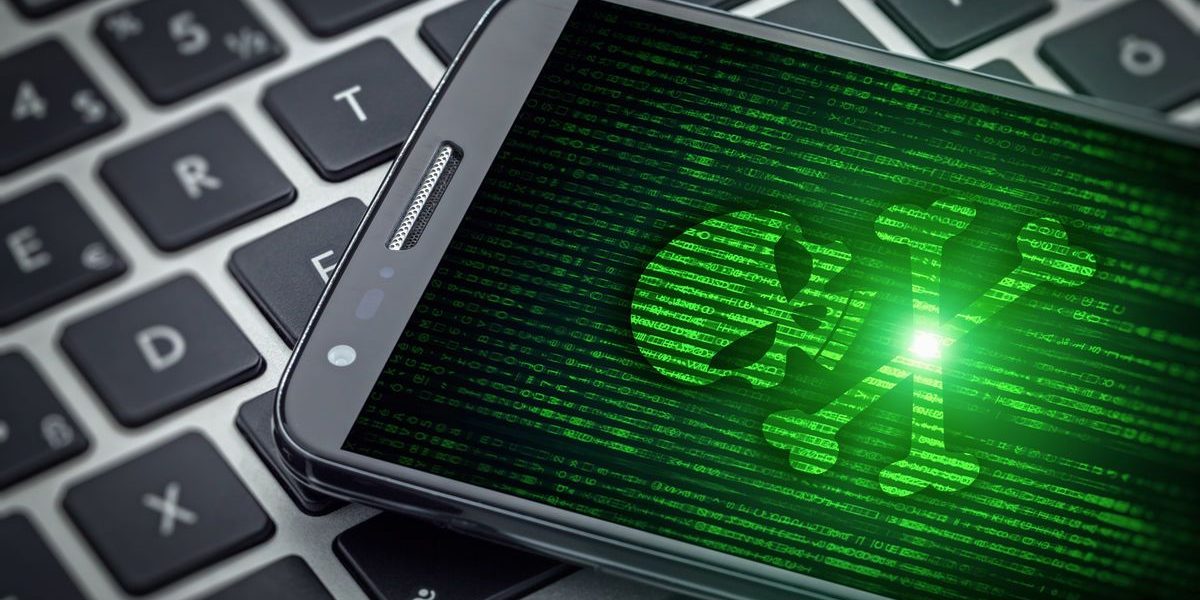 Nowy, groźny malware atakuje telefony z Androidem. SoumniBot jest niemal niewykrywalny