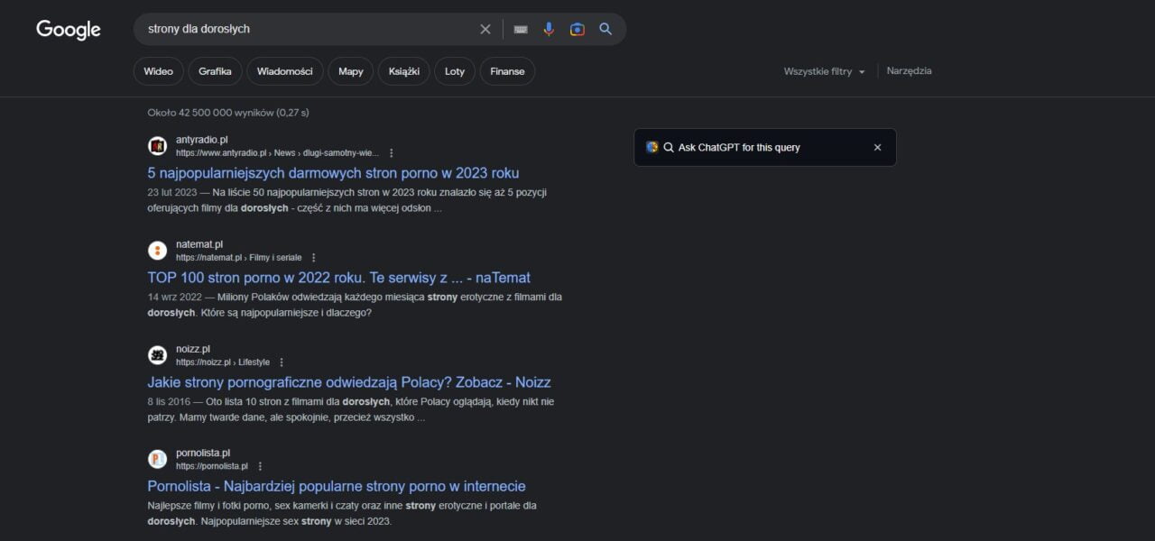 Ekran wyszukiwarki Google z wynikami wyszukiwania w języku polskim dotyczącymi stron internetowych. Filtr SafeSearch jest włączony