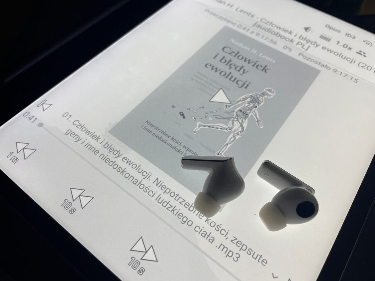 Lenovo Smart Paper recenzja audiobooki