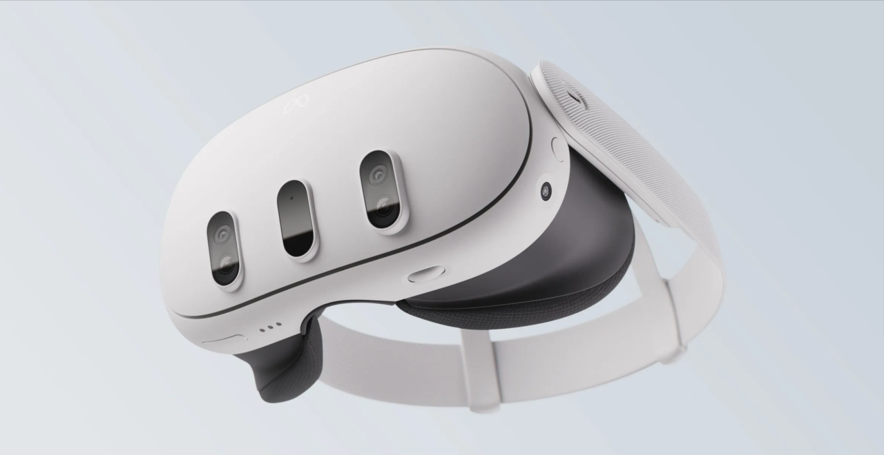 Biały headset VR z przednimi kamerami i regulowanym, elastycznym paskiem na głowę.