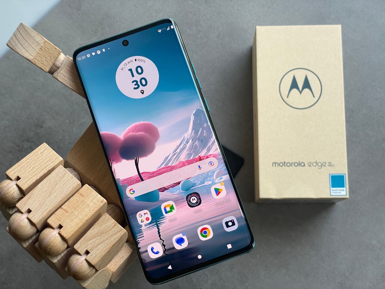 Motorola edge 40 neo wygląd recenzja test opinia