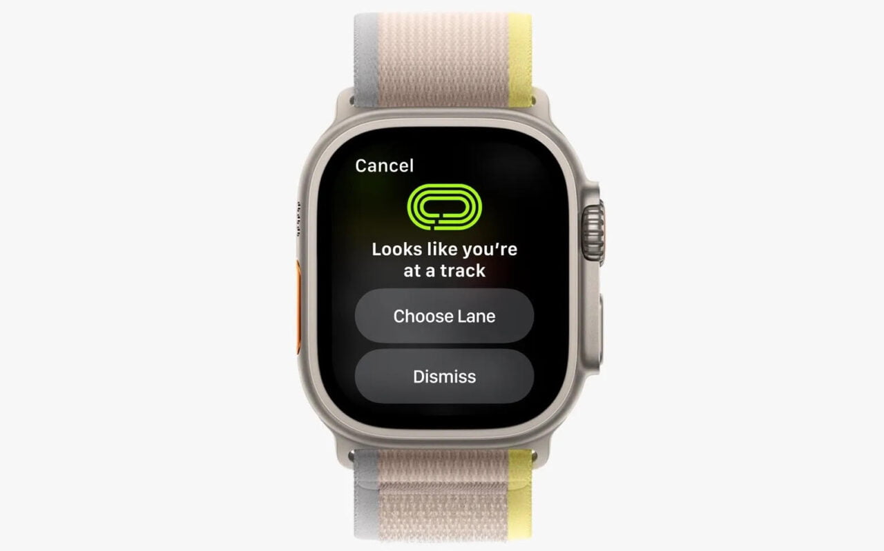 smartwatch Apple Watch widziany od frontu z grafiką prezentującą funkcję automatycznego wykrywania bieżni