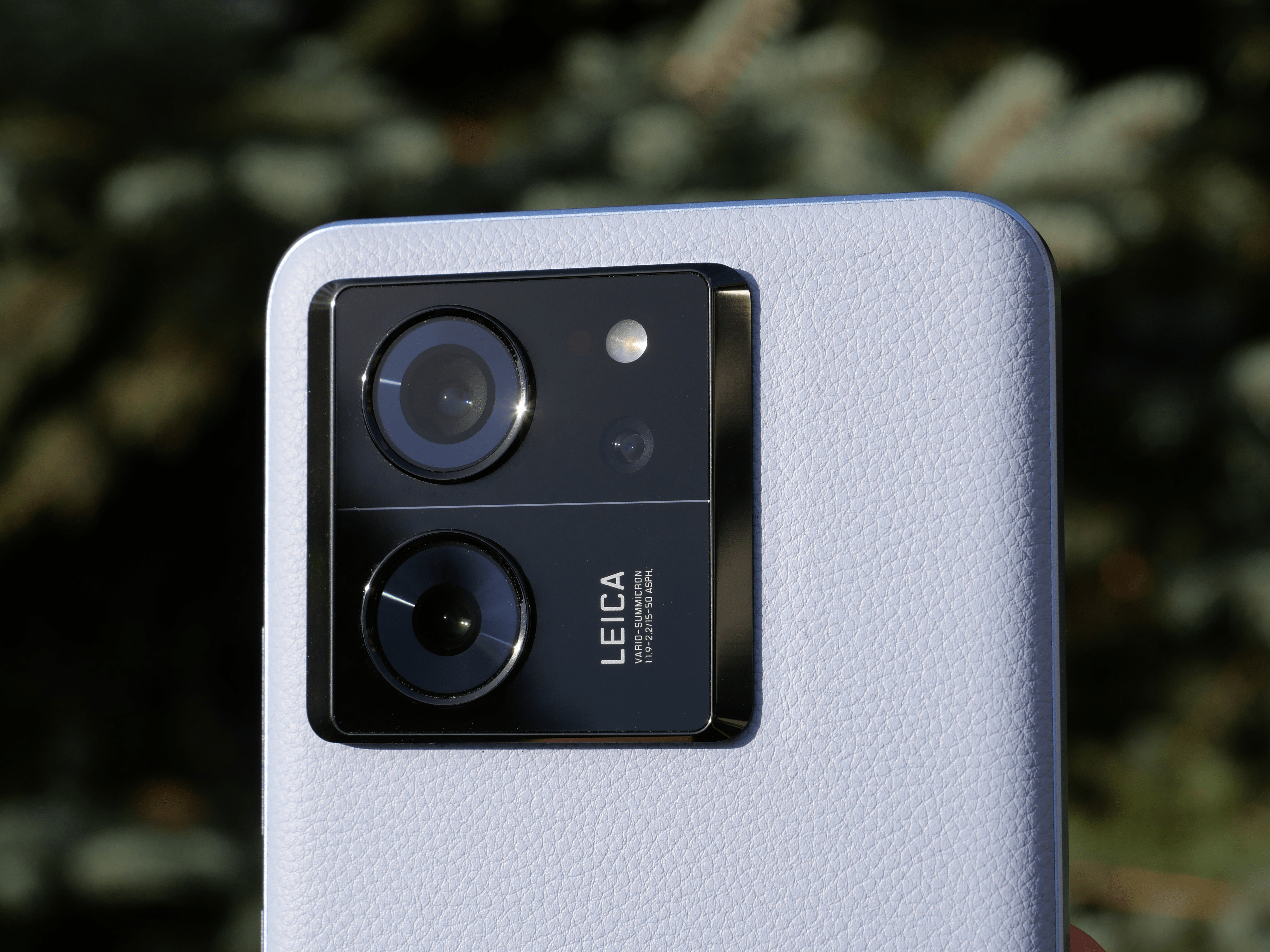 Wyspa aparatów w smartfonie Xiaomi 13T Pro