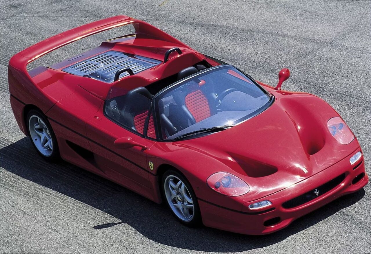 Ferrari F50 na drodze