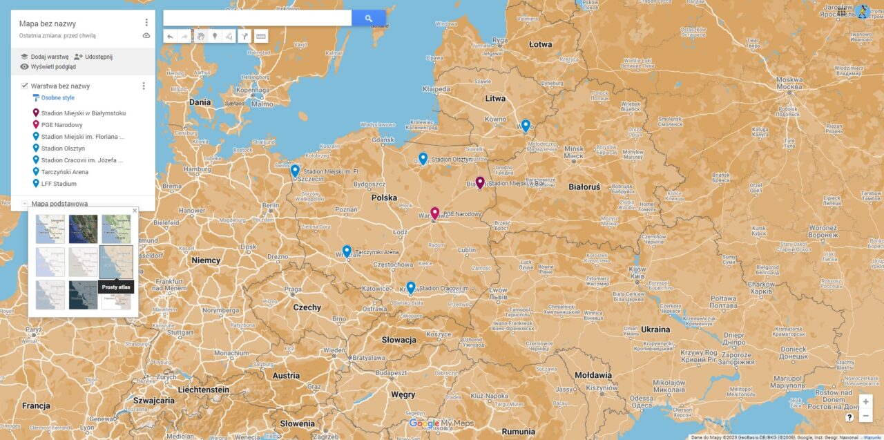 Mapa Google My Maps z zaznaczonymi stadionami w Polsce, w tym PGE Narodowy i Stadion Miejski w różnych miastach, na tle mapy Europy Środkowej.