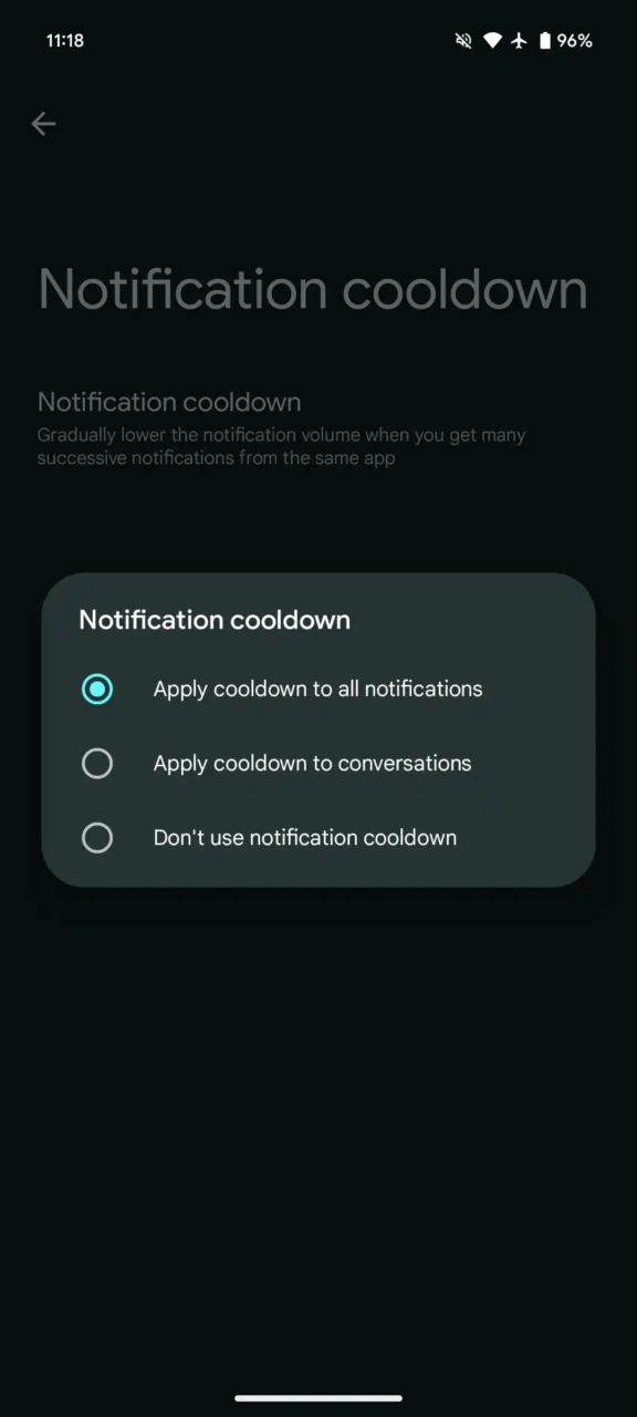 Zrzut ekranu menu ustawień systemu operacyjnego smartfona pokazującego opcje "Notification cooldown" z aktywną opcją "Apply cooldown to all notifications".