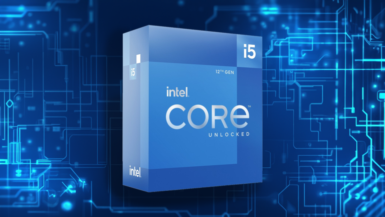 Opakowanie procesora Intel Core i5 12. generacji z napisem "Unlocked" na tle grafiki przypominającej płytkę drukowaną.