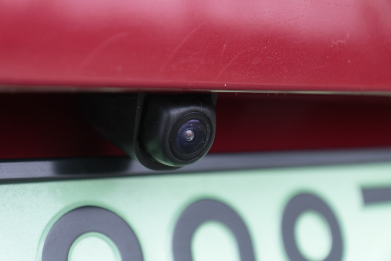 Kamera cofania w testowanej Kia EV6 GT