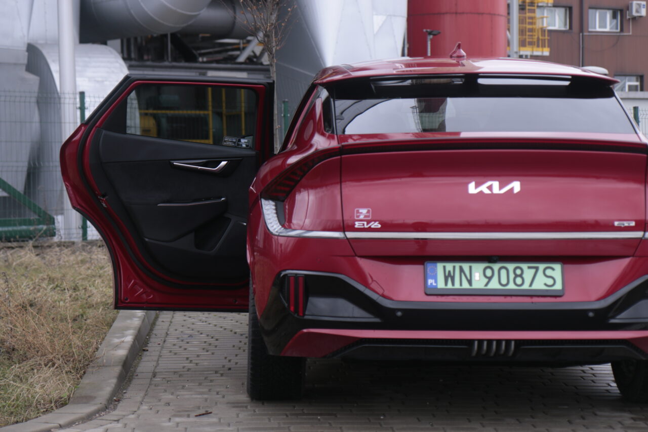 Tylne drzwi w testowanej Kia EV6 GT
