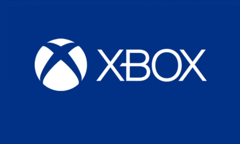 Logo Xbox na niebieskim tle PlayStation.
