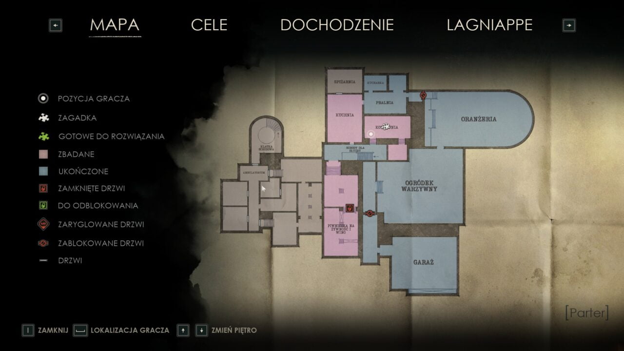 Interfejs użytkownika z mapą w grze komputerowej, pokazujący legendę symboli i rozkład pomieszczeń w budynku na tle przypominającym starą kartę.