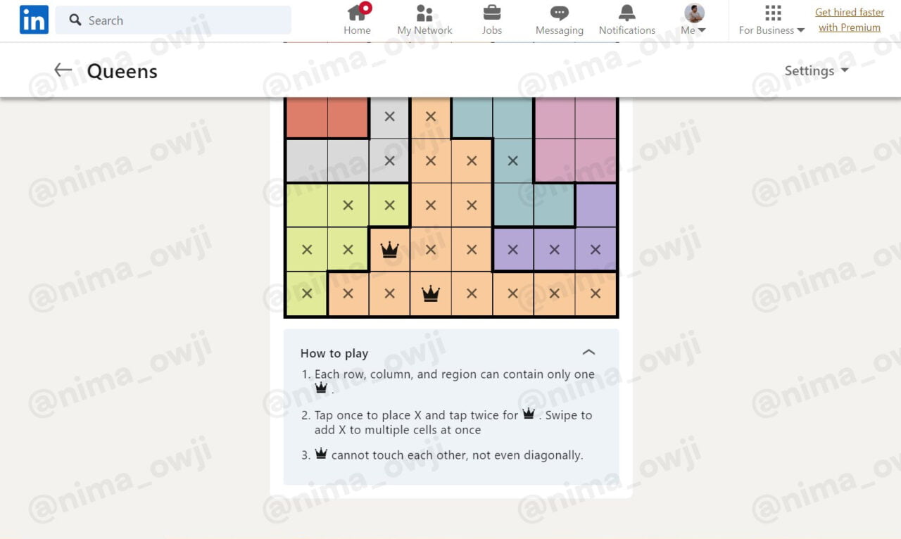 Zrzut ekranu gry logicznej w stylu sudoku z figurami hetmanów na planszy, wraz z instrukcjami na jak grać po angielsku, umieszczony na tle interfejsu strony LinkedIn.