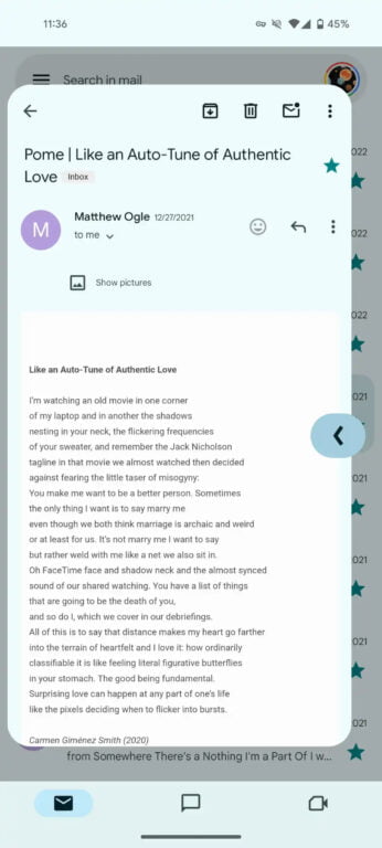 Nowa funkcja w Android 14 od Google. Zrzut ekranu interfejsu aplikacji e-mail z otwartą wiadomością e-mail od Matthew Ogle otrzymaną 27 grudnia 2021 roku, zawierającą fragment wiersza zatytułowanego "Like an Auto-Tune of Authentic Love".