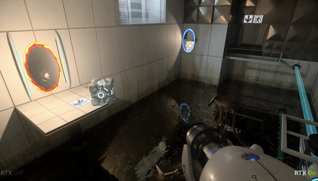 Zrzut ekranu z gry komputerowej, przedstawiający pokój testowy z portali przejściowych na ścianach, kostką testową oraz urządzeniem do tworzenia portali.