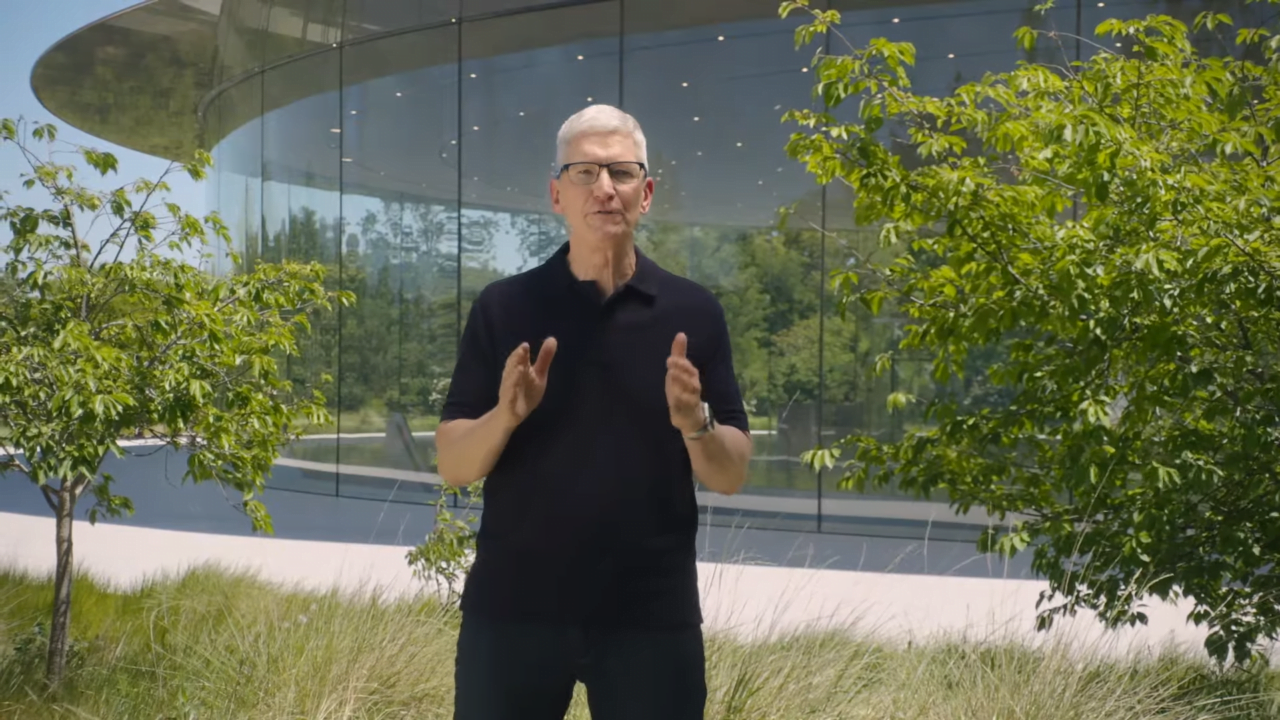 Tim Cook, szef Apple Intelligence