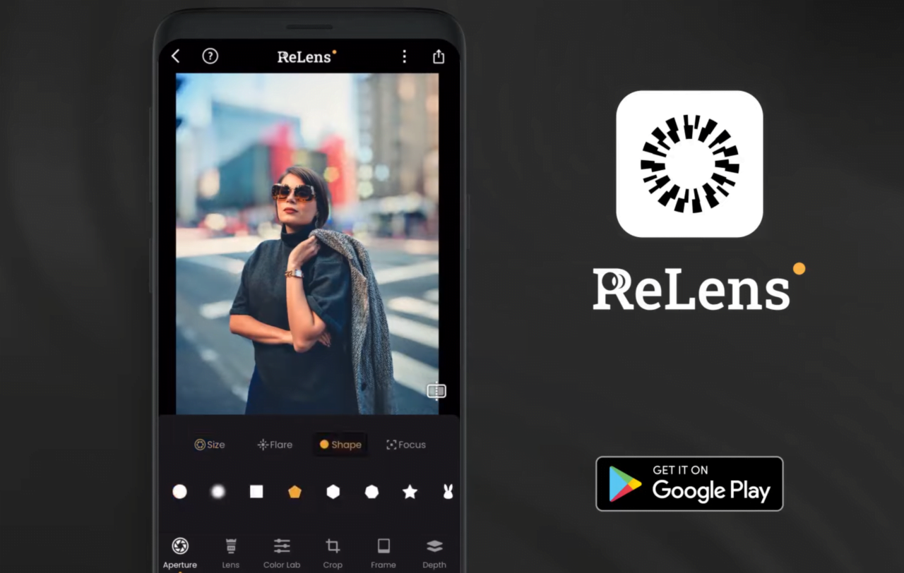 Aplikacja ReLens na smartfonie z obrazem kobiety w tle, ikona aplikacji, przyciski opcji edycji na dole i przycisk "Get it on Google Play".