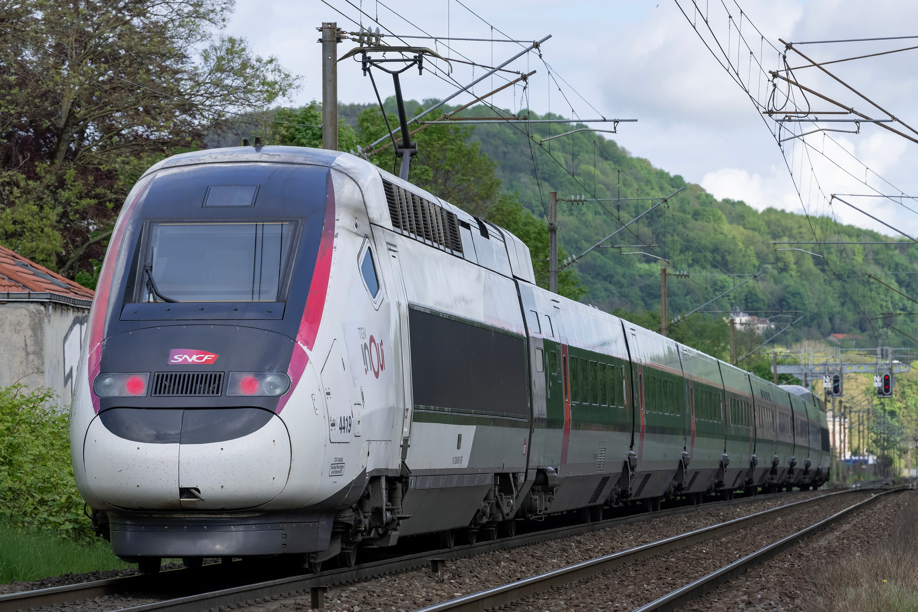 Masowy atak na kolej we Francji. Próbowano sparaliżować transport publiczny