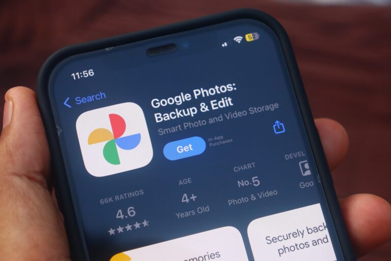 Widok aplikacji Zdjęcia Google w App Store na smartfonie.