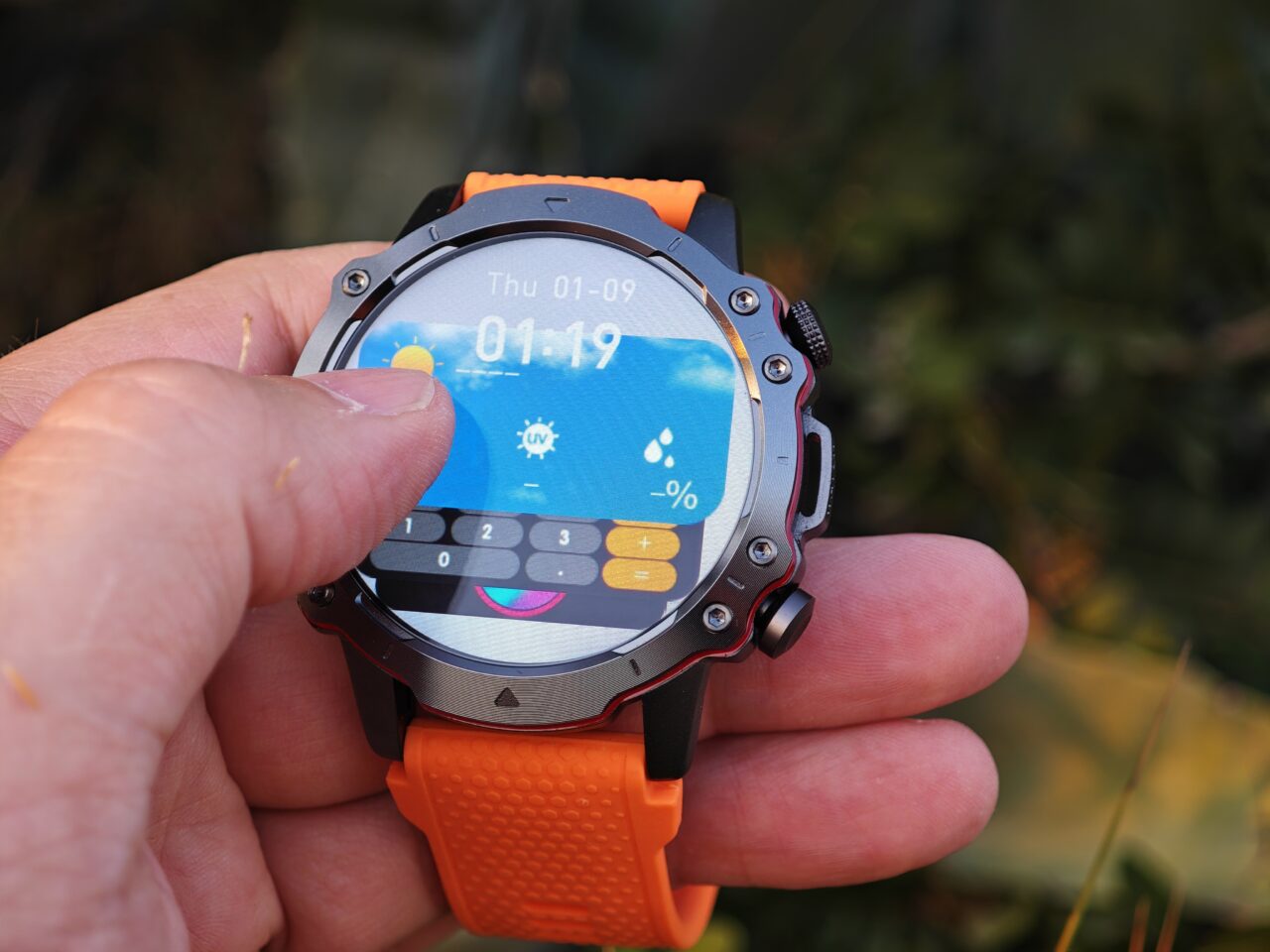 Smartwatch Kiano Watch Sport widoczna aplikacja pogoda