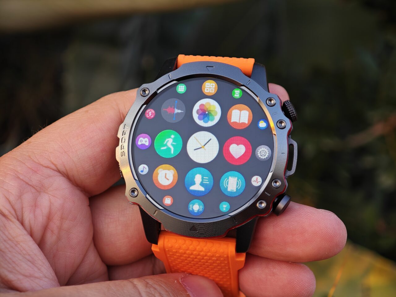 Smartwatch Kiano Watch Sport widoczne aplikacje