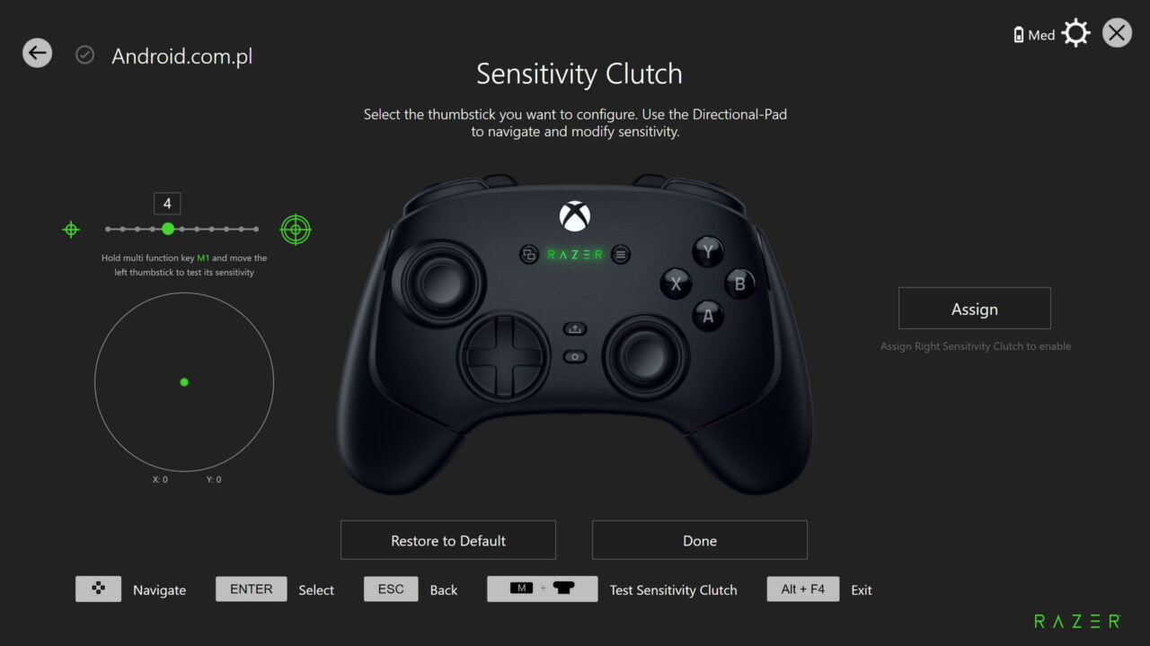 Razer gamepad i interfejs konfiguracji czułości drążka w systemie Android.