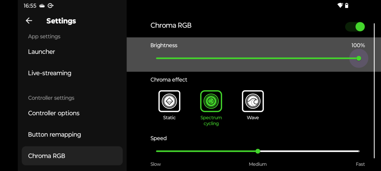 Ekran ustawień Chroma RGB z opcjami ustawień jasności, efektu Chroma (Static, Spectrum cycling, Wave) i prędkości.