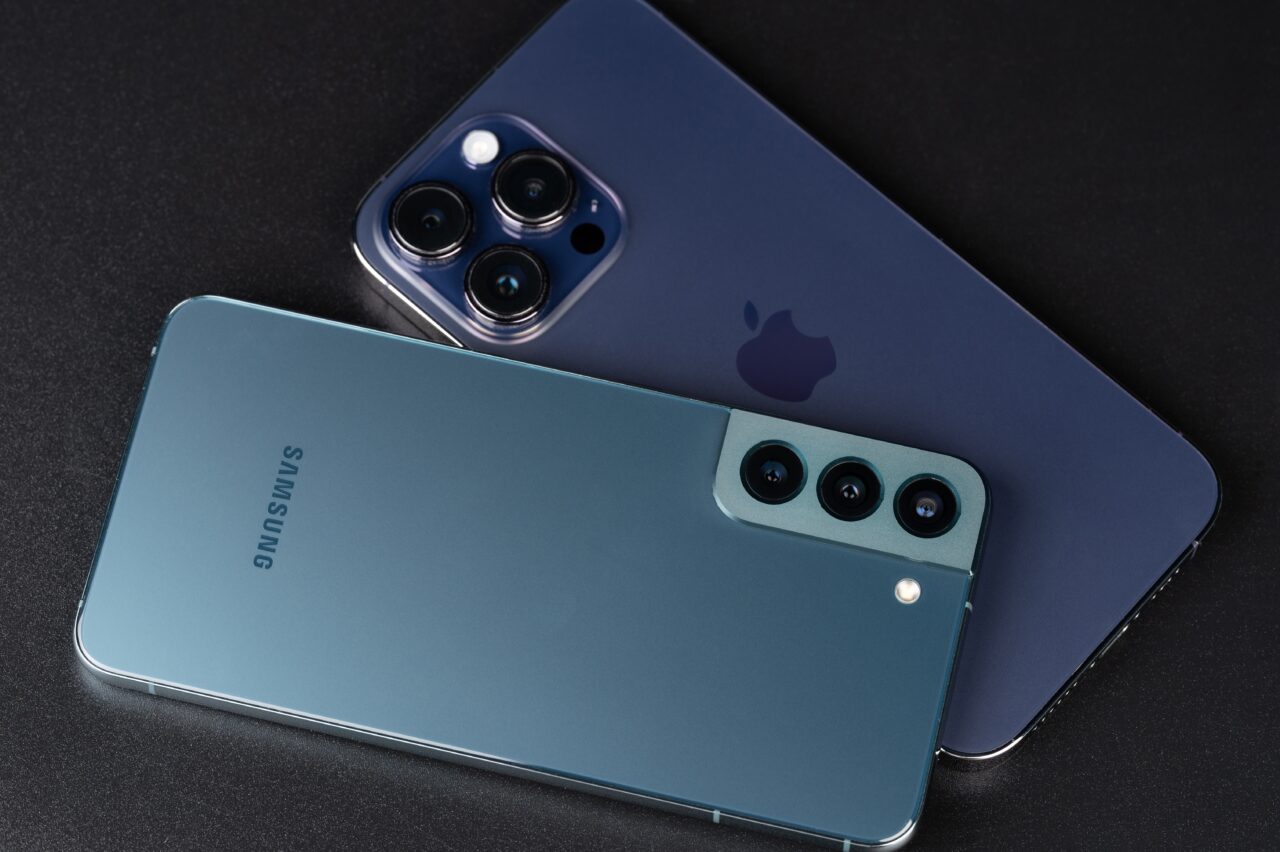 Porównanie flagowców – Samsung Galaxy S25 Ultra vs iPhone 16 Pro Max