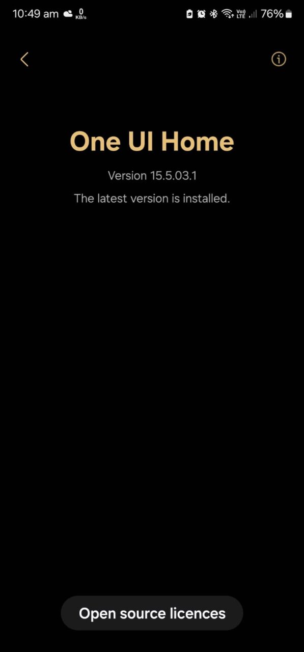 One UI Home, Wersja 15.5.03.1. Przyciski: w lewo, open source licences. Godzina 10:49, poziom baterii 76%.